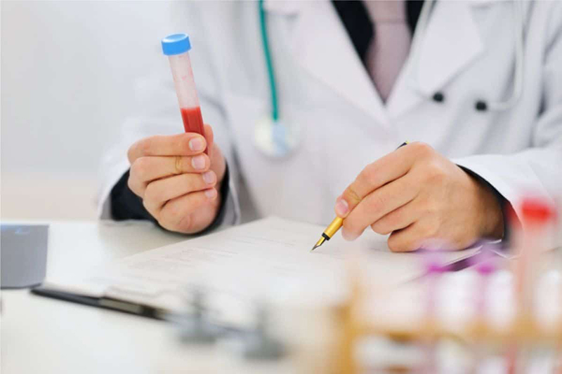 Mẫu máu là mẫu xét nghiệm được sử dụng phổ biến khi thực hiện xét nghiệm ADN