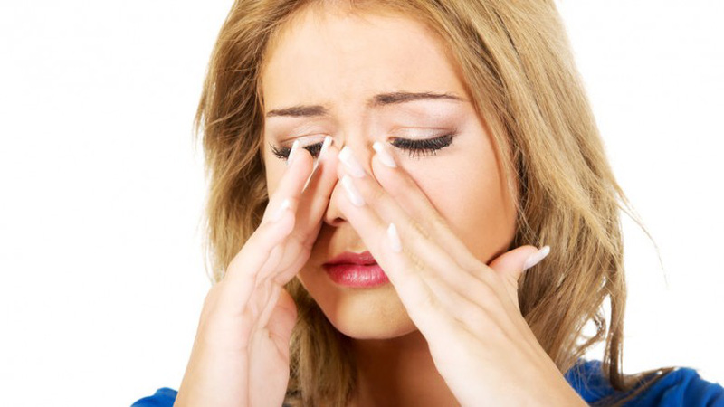 Nghẹt mũi là trình trạng một hoặc hai bên mũi bị nghẹt do dịch nhầy hoặc viêm sưng