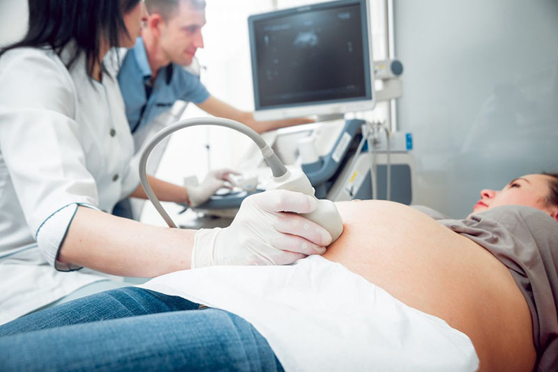 Mẹ bầu nên tìm hiểu thông tin cơ bản về siêu âm thai