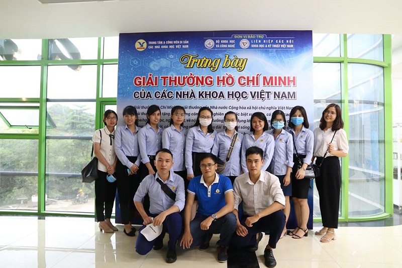 Kết thúc buổi đào tạo đầu tiên, các học viên được tham quan Công viên Di sản các nhà khoa học Việt Nam