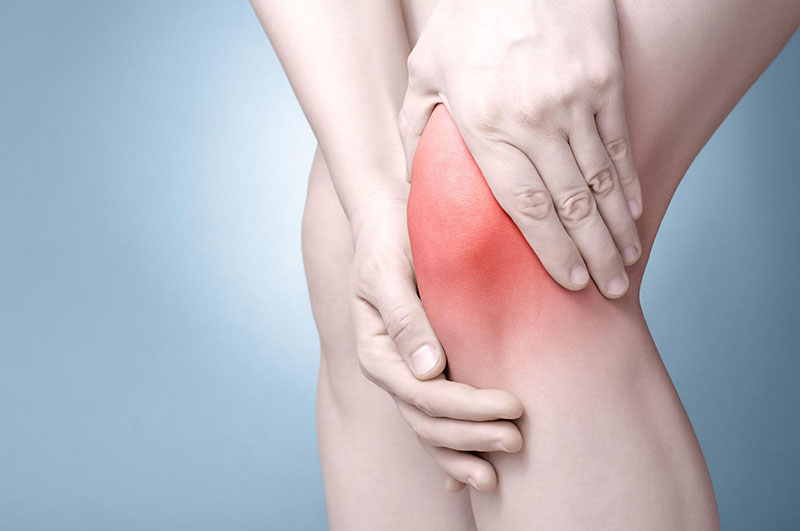 Các dấu hiệu tê mỏi chân tay dù chưa đến tuổi trung niên có thể là cảnh báo sớm của ung thư xương
