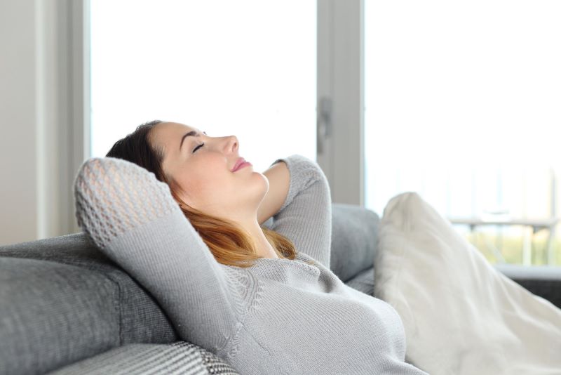Hít thở bằng bụng giúp bạn thư giãn và giảm cân tốt hơn
