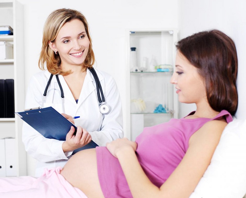 Lao động nữ có hợp đồng đủ 3 tháng đến dưới 12 tháng được chi trả khám thai BHYT