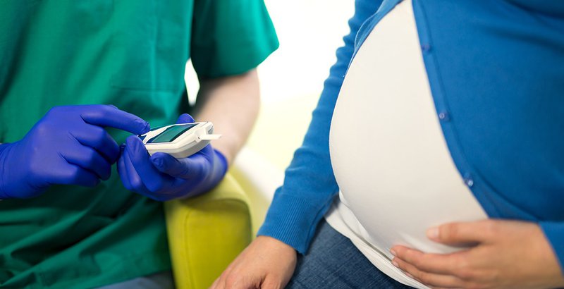 Xét nghiệm tiểu đường thai kỳ giúp đánh giá lượng đường trong máu thai phụ