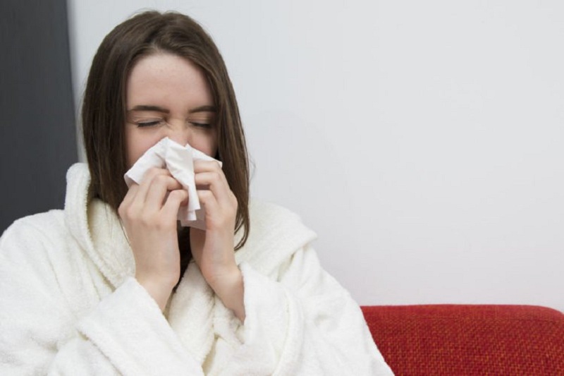 Cúm mùa là bệnh do virus cúm gây ra, dễ lây qua đường hô hấp