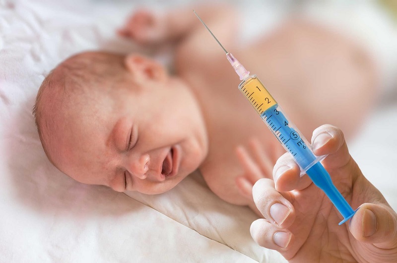 Tiêm vắc xin 6 in 1 cho trẻ để tránh nguy cơ bị uốn ván