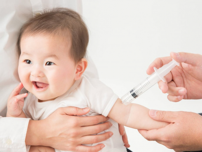 Tiêm vắc xin là biện pháp hữu hiệu bảo vệ trẻ khỏi những nguy cơ mắc các căn bệnh nguy hiểm