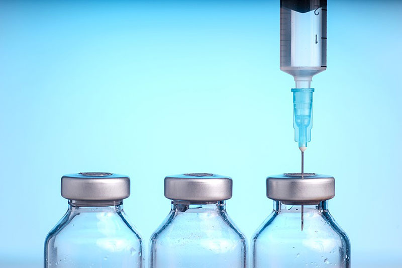 Thành phần chính của vắc xin là các kháng nguyên đã giảm độc tố.