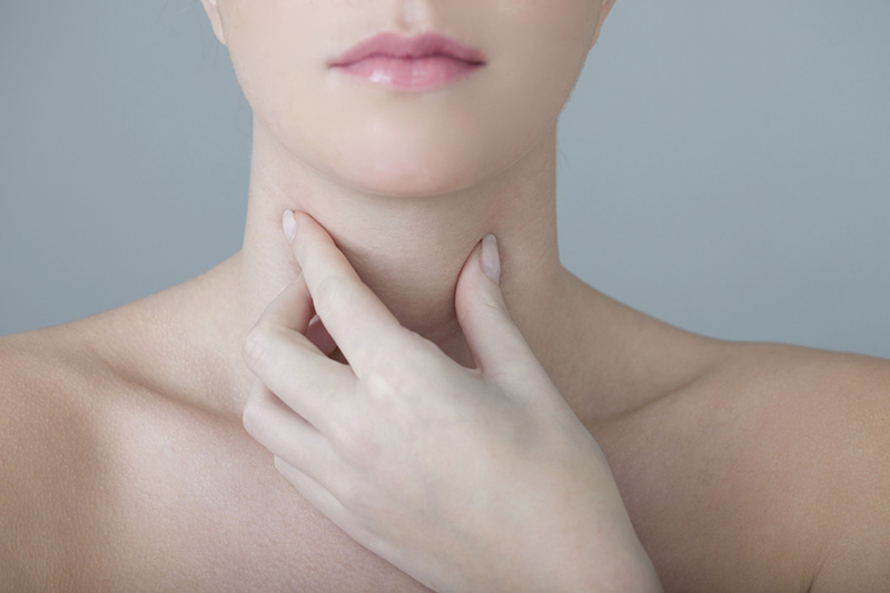 Bướu cổ là một trong những dấu hiệu của bệnh lý tuyến giáp