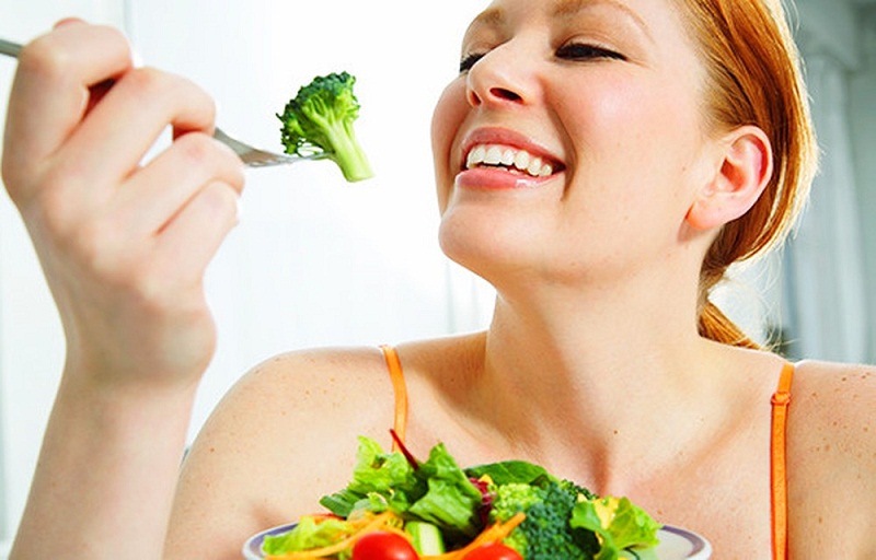 Chế độ ăn uống lành mạnh, ăn nhiều rau xanh giúp bảo vệ cuộc sống của bạn