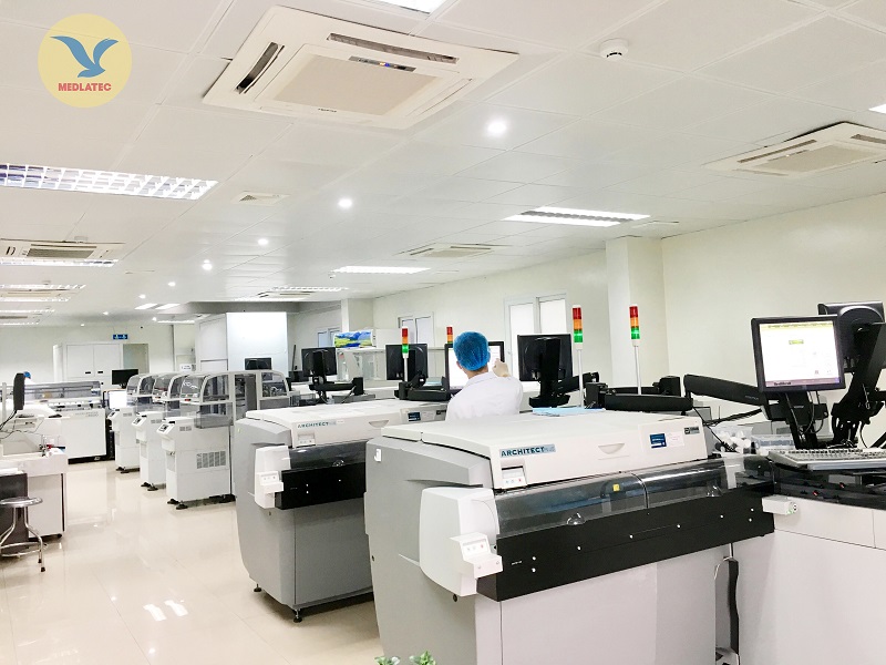 Hệ thống máy móc hiện đại của Trung tâm Xét nghiệm MEDLATEC.