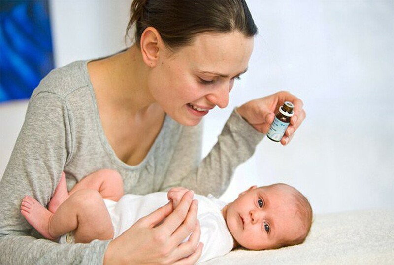 Mẹ có thể cho trẻ sử dụng các sản phẩm bổ sung vitamin D dạng nước