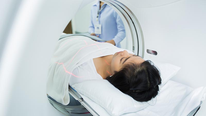 Kỹ thuật chụp CT phổi được thực hiện trong tầm soát ung thư