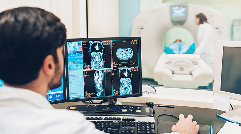Hình ảnh chụp từ máy MRI rõ nét và chi tiết giúp bác sĩ chẩn đoán bệnh chính xác