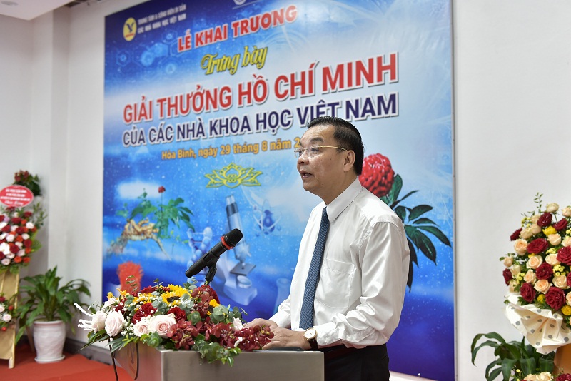 TS Chu Ngọc Anh - Bộ trưởng Bộ Khoa học và Công nghệ phát biểu tại buổi lễ trưng bày.