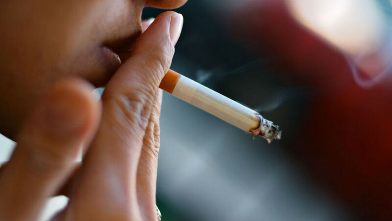 Xét nghiệm CEA nên thực hiện đối với người hút thuốc
