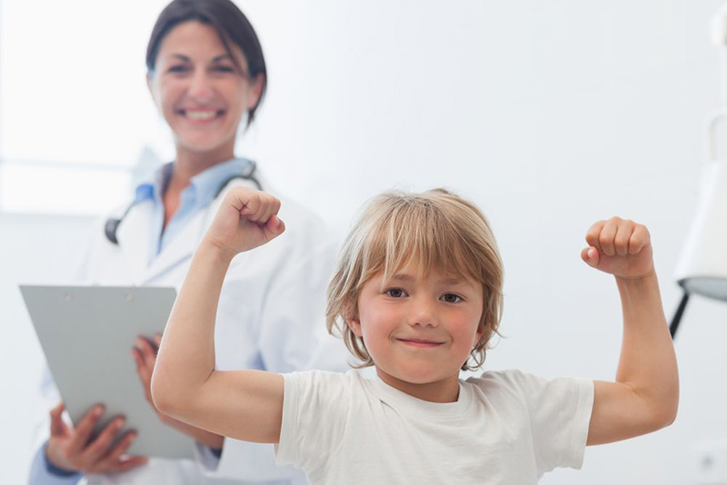 Khám sức khỏe tổng quát giúp cha mẹ nắm bắt được tình hình sức khỏe của trẻ