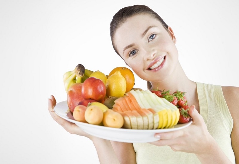 rong kinh nên ăn hoa quả và rau củ tươi