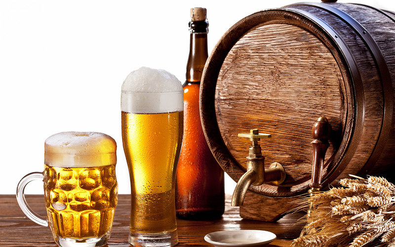gan nhiễm mỡ phải kiêng gì rượu bia là thứ tuyệt đối không nên dùng