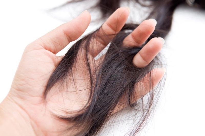 Hóa trị có thể khiến bệnh nhân bị rụng tóc, khô da