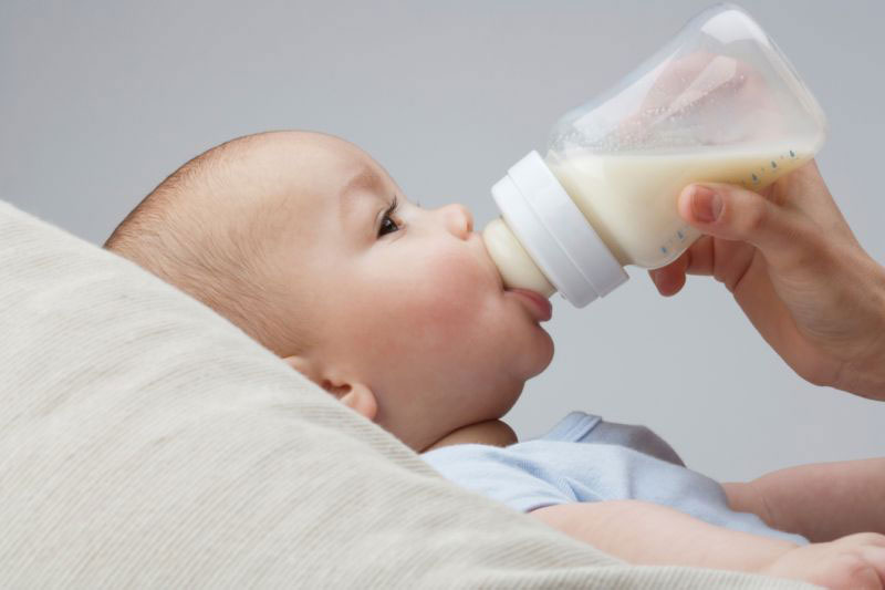 Lựa chọn sữa công thức phù hợp đóng vai trò rất quan trọng