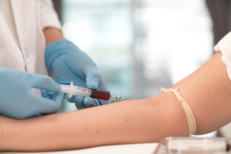 Một trong những phương pháp chẩn đoán bệnh hiện nay là tiến hành xét nghiệm máu