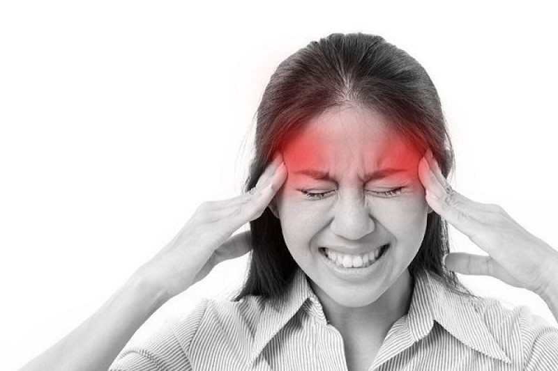 Đau đầu, chóng mặt thường xuất hiện khi lạm dụng thuốc hạ sốt