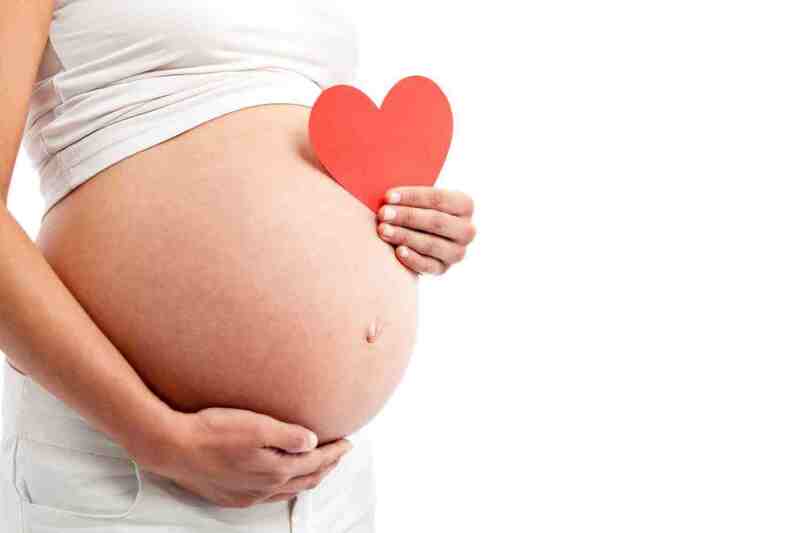 Thai phụ thực hiện IVF vẫn có thai kỳ bình thường