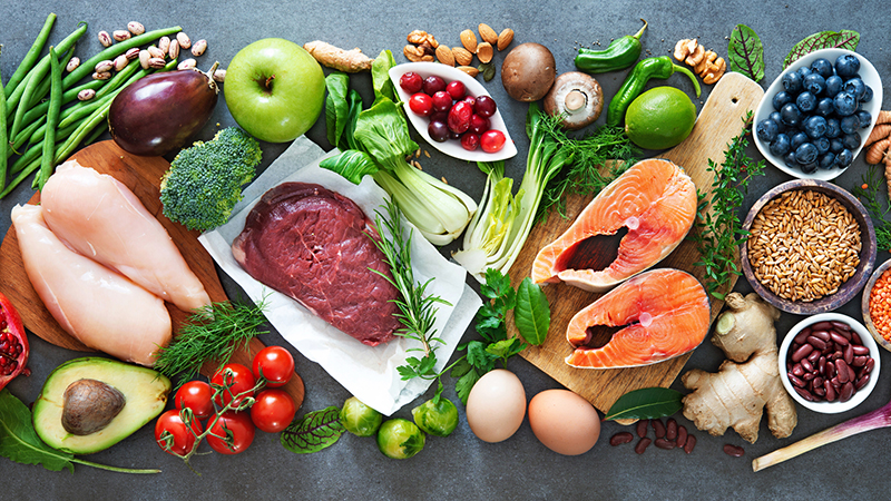  Để dây chằng nhanh chóng hồi phục, bạn nên ăn các loại thực phẩm chứa nhiều chất dinh dưỡng như: rau xanh, củ quả tươi, thịt, cá