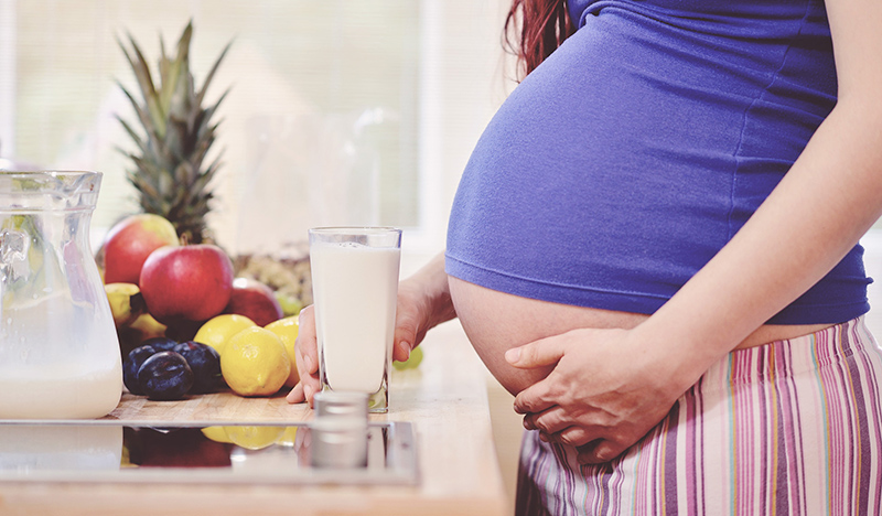 Thành bụng suy yếu ở phụ nữ mang thai là một trong nguyên nhân hình thành bệnh