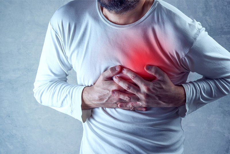 Bệnh nhân có thể đối mặt với tình trạng suy tim, nhồi máu cơ tim hoặc đột quỵ