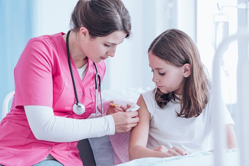 Chuyên gia khuyến cáo nên tiêm phòng HPV cho nữ giới từ 9 - 26 tuổi để cho hiệu quả phòng bệnh tốt nhất