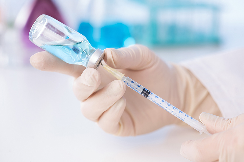 Tùy vào điều kiện và yêu cầu của người tiêm phòng mà lựa chọn loại vắc xin phù hợp