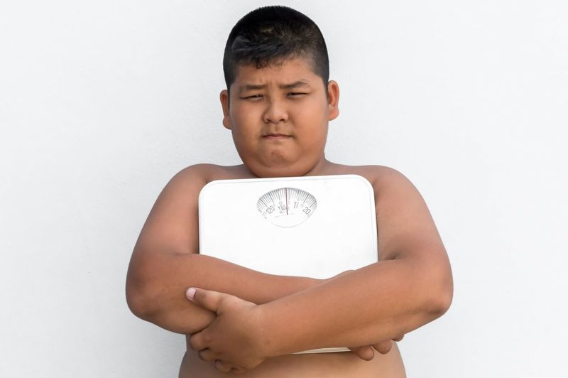 Trẻ béo phì gây nhiều hệ lụy tinh thần và sức khỏe