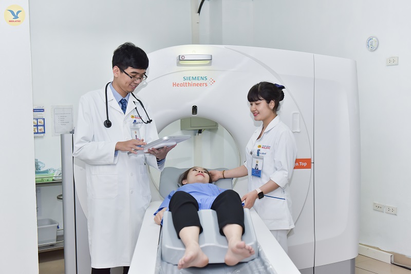 Bức xạ tia X trong chụp CT não là an toàn với đa số người bệnh