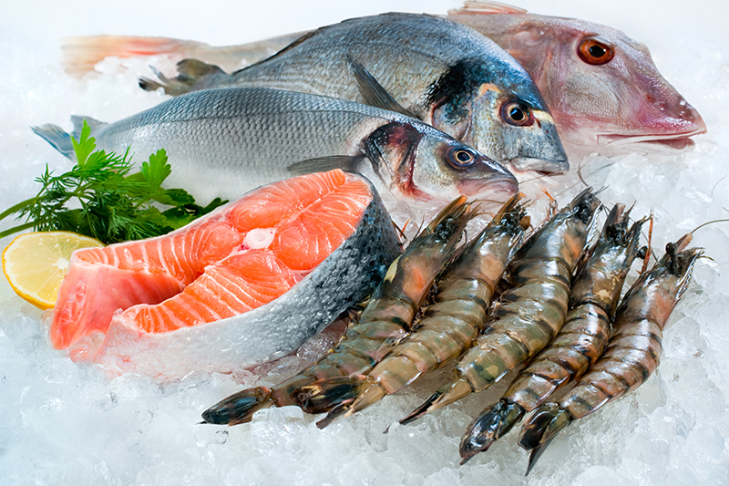 Với người có cơ địa nhạy cảm không nên ăn các loại hải sản gây nổi mề đay