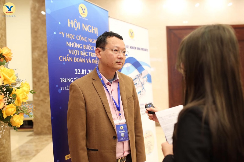 Bác sĩ Nguyễn Hữu Dũng - Giám đốc Bệnh viện Mắt Bình Tâm trả lời phỏng vấn