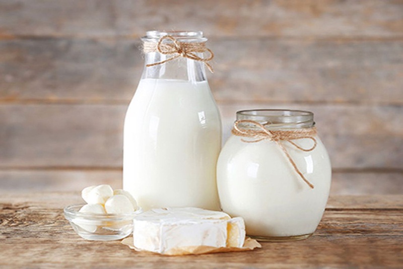 Uống sữa để tăng tiểu cầu