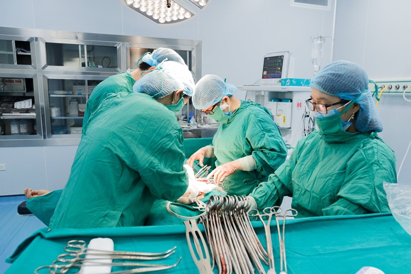 Phẫu thuật là phương pháp điều trị u xơ tử cung hiệu quả