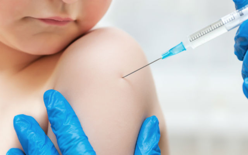 Trẻ em là đối tượng được khuyến cáo nên tiêm vắc xin bạch hầu sớm