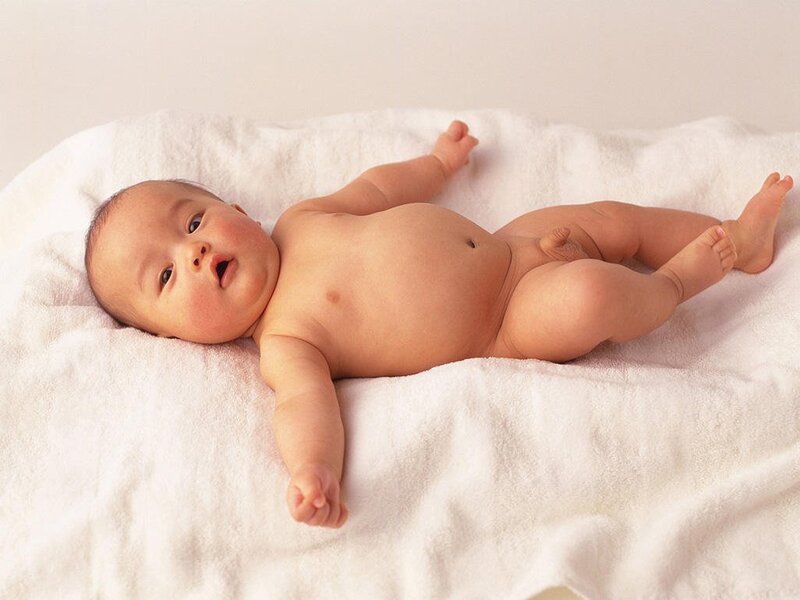 Tiêm nội tiết tố nhau thai được dùng để điều trị tinh hoàn lạc chỗ ở trẻ