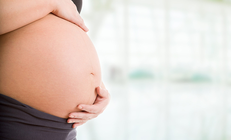 Quá trình mang thai cũng là một trong những yếu tố nguy cơ gây nên xoắn buồng trứng