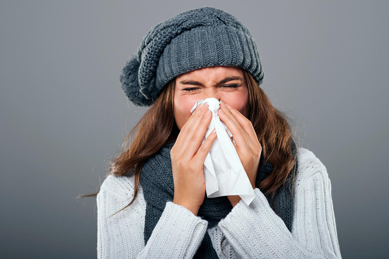 Cảm lạnh là bệnh nhiễm trùng đường hô hấp trên, do virus gây ra