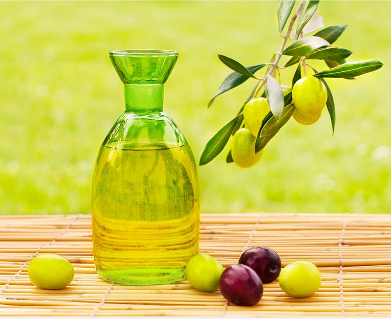 Sử dụng dầu oliu thay thế cho các loại dầu mỡ động thực vật khác