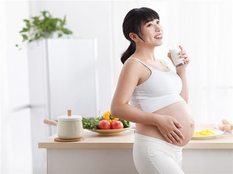 Phụ nữ mang thai cũng cần có kháng thể chủ động chống cúm mùa