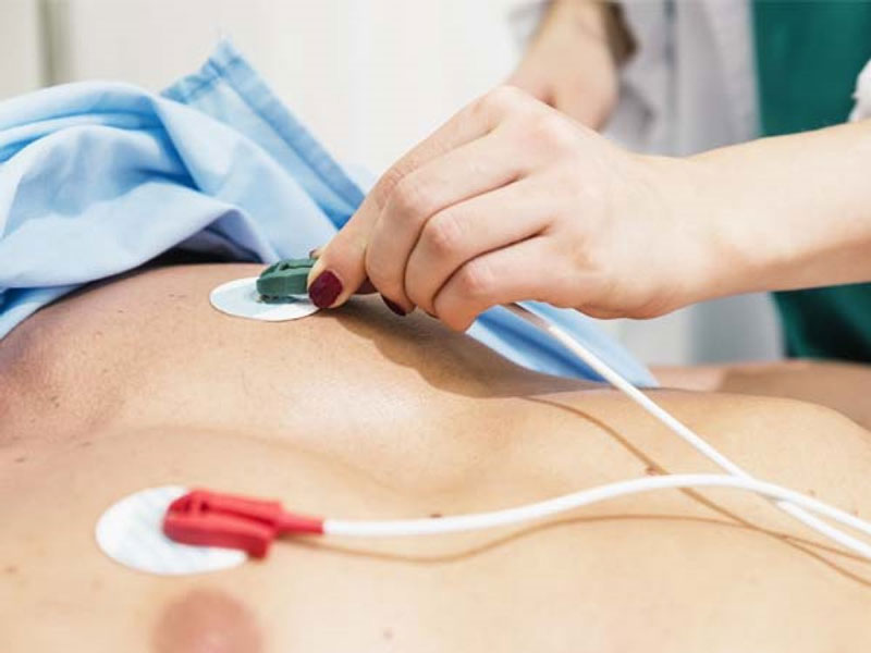 Phương pháp điện tâm đồ thiếu máu cơ tim giúp bác sĩ chẩn đoán chính xác tình trạng bệnh nhân