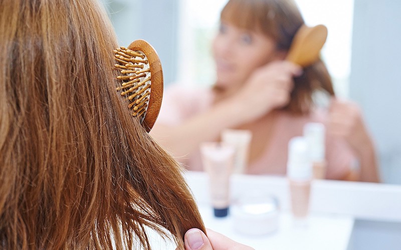 Chăm sóc mái tóc nhẹ nhàng trong quá trình tóc rụng và mọc lại sau khi hóa trị