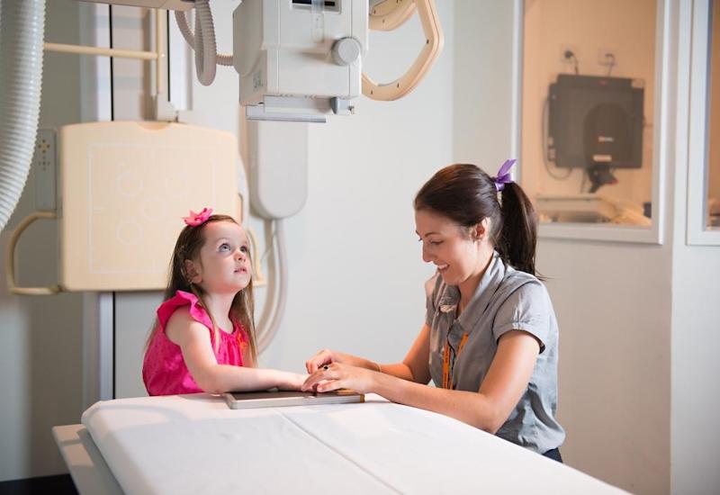 Chụp X-quang về cơ bản là không gây hại cho trẻ nhỏ