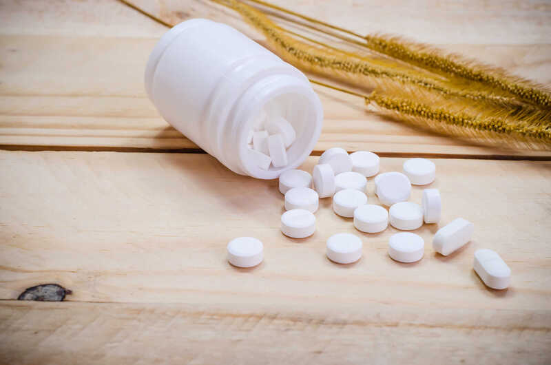 Paracetamol giúp giảm sốt, giảm đau do viêm họng nhiễm khuẩn