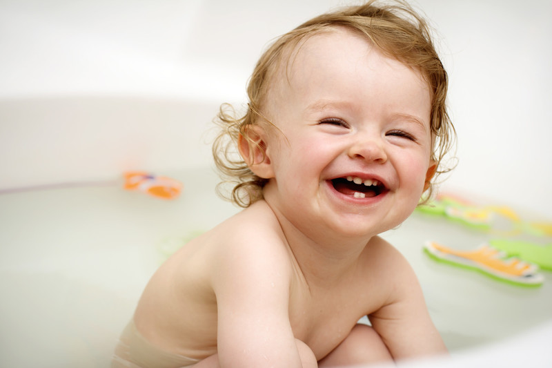 Trẻ mọc răng sớm có ảnh hưởng gì